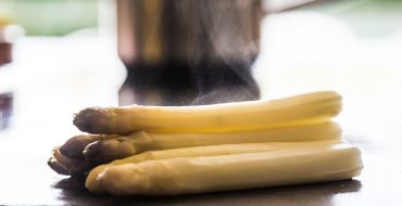 Cuisson à la vapeur de l'Asperge des Sables des Landes