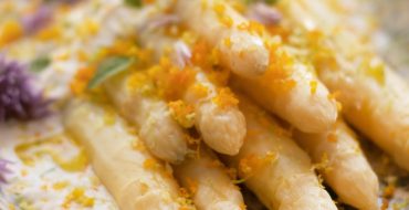 Asperges des Sables des Landes et burrata aux agrumes
