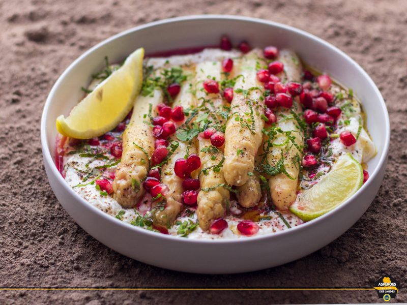 Recette de salade asperges des sables des Landes grenades et burrata