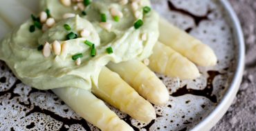 Recette de crème d'avocats et Aspergers des Sables des Landes iGP et Label Rouge